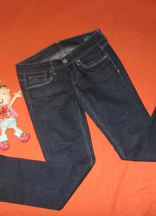 Укороченные джинсы, бриджи