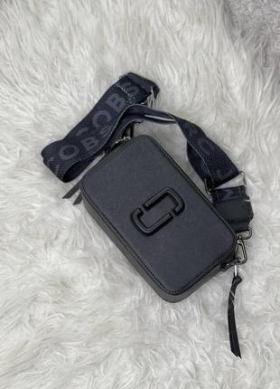 Marc jacobs black i брендовая черная шикарная сумочка на ремешке стильна чорна сумка бренд