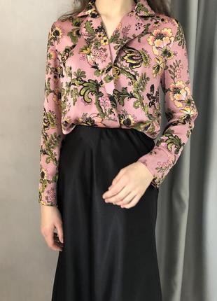Блуза zara в білизняному стилі