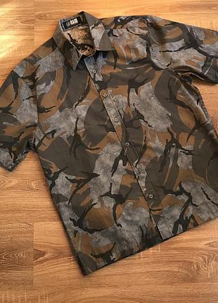 Рубашка на ґудзиках