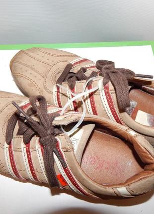Кросcовки детские фирменные кожа kickers 33 р.099кд (только в указанном размере, только 1 шт)7 фото