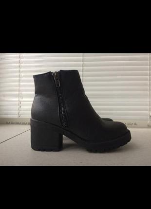 Черные женские ботинки new look 39 40