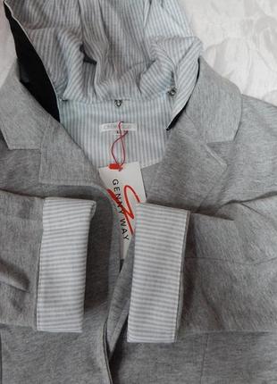 Толстовка-трикотажний піджак стильний жіночий фірмовий з капюшоном oversize cinema club ukr 46-48 роз. 069pt4 фото