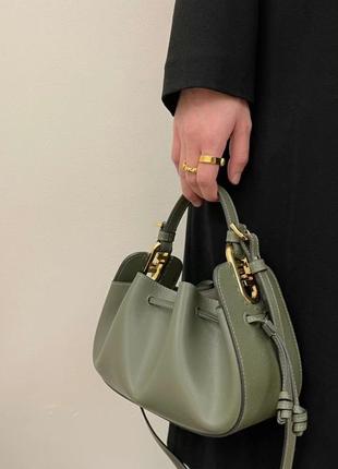 Fendi новая коллекция9 фото