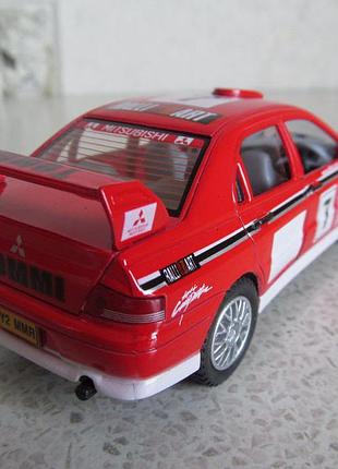 Машинка kinsmart mitsubishi lancer evolution кт5048 5