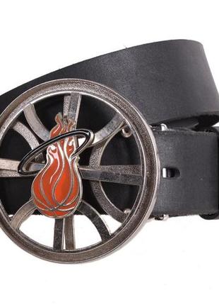 Стильний і незвичайний шкіряний ремінь