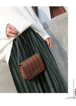 Жіночий клатч/міні сумочка на плече, стильна "simple&chic" текстильна, принт в клітку (темно-зелений)5 фото
