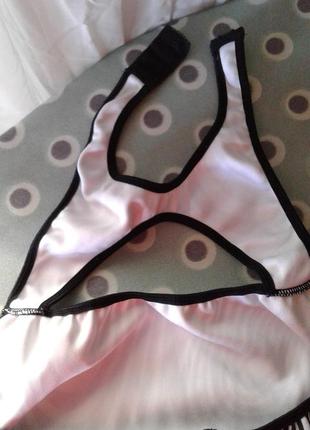 Стрейчевое черно-белое платье сарафан с оголенной спиной вырез на груди cristine le doc зенландия5 фото