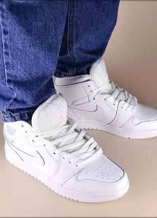 Женские кроссовки nike air jordan white1 фото