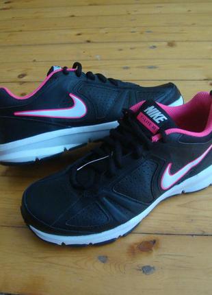 Кроссовки nike t-lite xi оригинал 40-41 разм