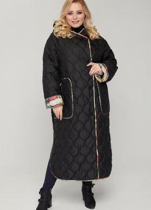 Довге стеганное пальто прямого силуету з плащеой тканини дюспо