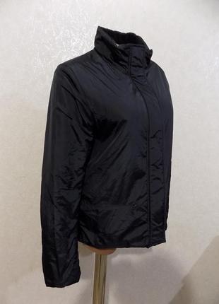Куртка на синтепоне и флисовой подкладке черная фирменная размер 462 фото