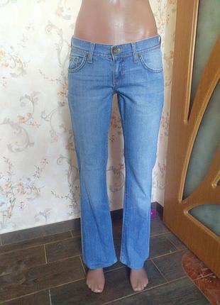 Джинси жіночі