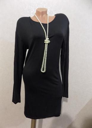 Платье футляр с вырезом на спинке темно-серое фирменное piecee размер 46-482 фото