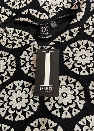 Дуже красива та стильна брендова кофточка.