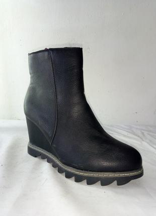 Півчобітки жіночі демісезонні qualian