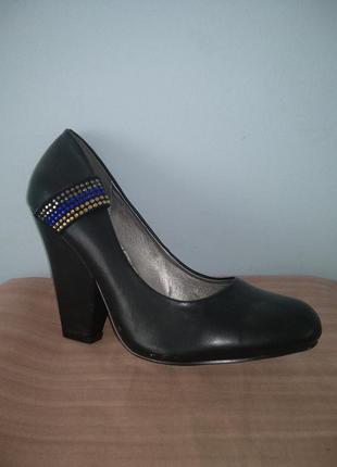 Туфли женские ocyz