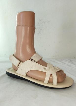 Босоніжки жіночі guang