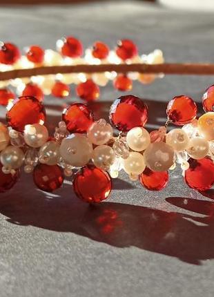 Обруч с камушками и жемчужинками