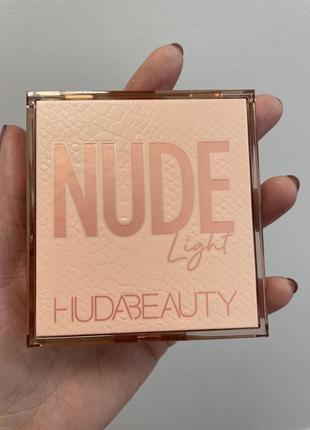 Палетка тіней від hudabeauty4 фото