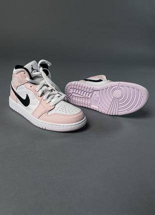 Женские высокие кожаные бело-розовые кроссовки nike air jordan🆕5 фото