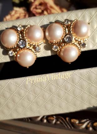 Trifari вінтажні кліпси-ша