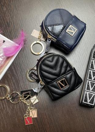 Брелок victoria’s secret 5