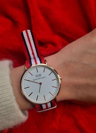 Daniel wellington часы женские, часики новые