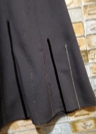 Длинная юбка шоколадного цвета8 фото