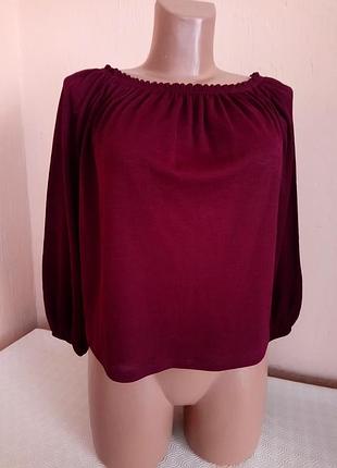 Актуальна блуза топ .