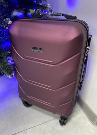 Ретро винтаж брендовый неубиваемый чемодан дорожный саквояж кейс ключи —  цена 1000 грн в каталоге Чемоданы ✓ Купить мужские вещи по доступной цене  на Шафе | Украина #48855096