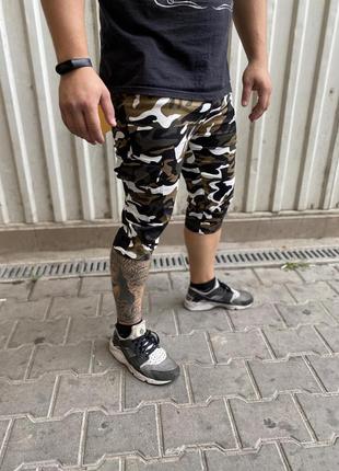 Бриджі чоловічі коттонові камуфляжні з накладними кишенями "карго" afour2 фото
