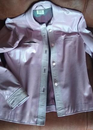 Розовая с сиреневым отливом кожаная рубашка на подкладке