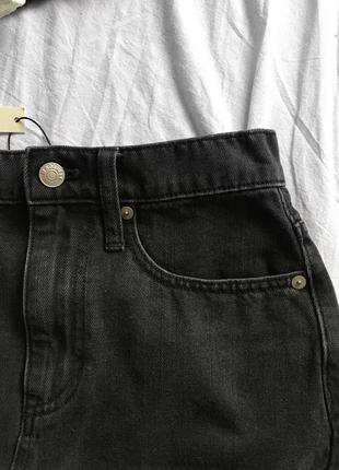 Трендова чорна джинсова міні спідниця трапеція від madewell4 фото