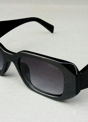 Prada стильные женские солнцезащитные очки черные
