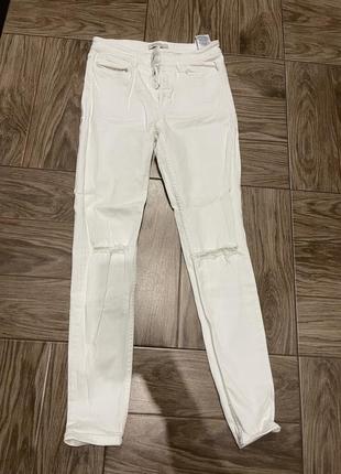 Белые джинсы скинни guess l-m1 фото