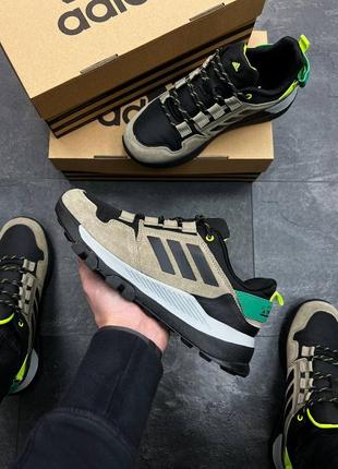 Мужские демисезонные бежевые кроссовки  adidas terrex 🆕адидас терекс5 фото