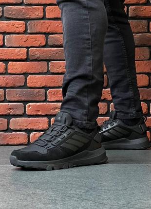 Чоловічі демісезонні чорні кросівки adidas terrex 🆕адідас терекс8 фото