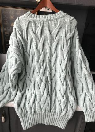 Теплый, зимний свитер ручной работы