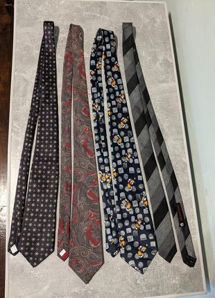 Краватки як нові фірмові шовк