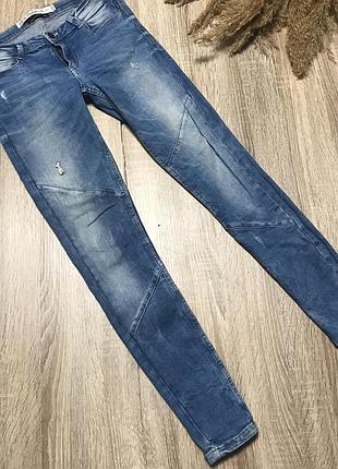 Джинси zara