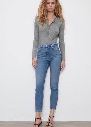 Джинсы zara