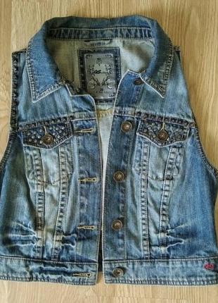 Джинсова жилетка