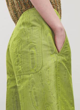 Зеленые кэжуал демисезонные прямые брюки cos,есть 2 размера3 фото