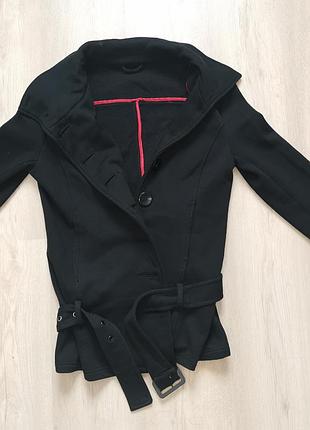 Женский бомбер бренда new look. размер м