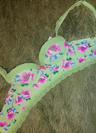 Бюстгальтер пуш ап