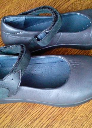 Рр 29-18,4 см стильные кожаные туфли балетки для деток от camper5 фото