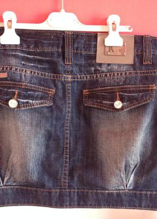 Крутая трендовая фирменная джинсовая юбка на пуговицах2 фото