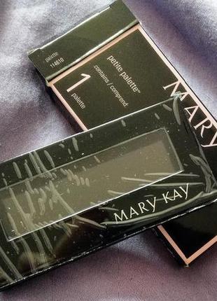 Футляр для 4 теней petite palette. для теней, мери кей, mary kay