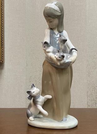 Cтатуэтка lladro «следуя за котятами».